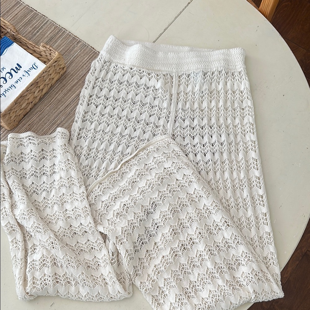 Abercrombie & Fitch Cream Lace Knit Pants